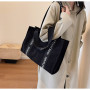 Sac Fourre-Tout Noir 29x43x14cm - Élégance et Praticité pour Tous Vos Jours