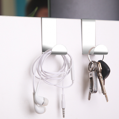 Boost Your Storage Space with the Innovative Z-Shaped Hook - Shop Now