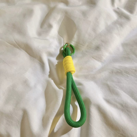Lanière de Téléphone en Nylon Jaune Vert 32cm - Accessoire Pratique et Élégant